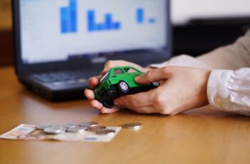 Облагане на доходите на физически лица от продажба на лек автомобил