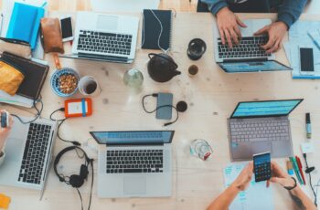 Обмисляте въвеждане на ERP, CRM или онлайн магазин? Сега е моментът!